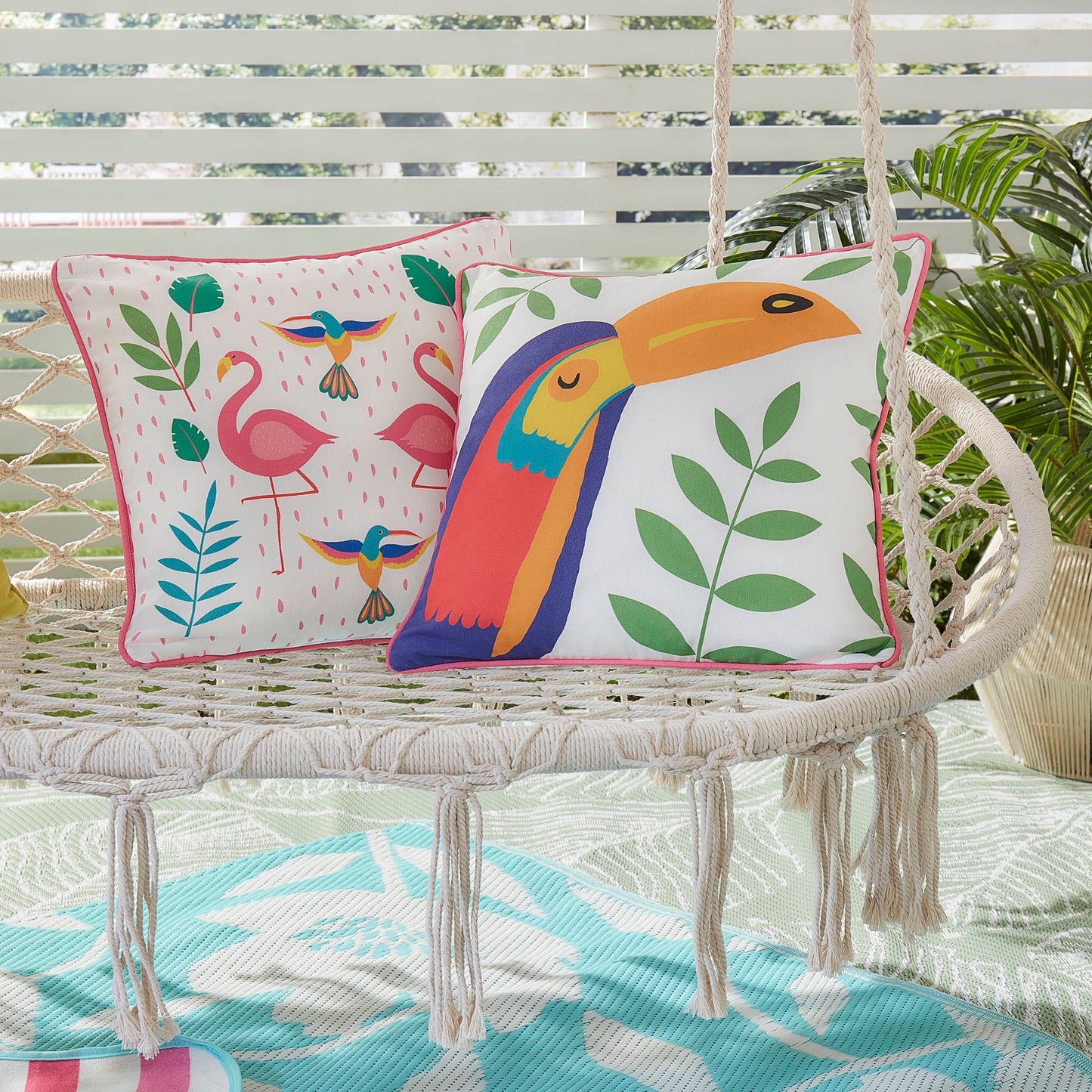 Flamingo Fun Indoor/Outdoor Reversible Cushion